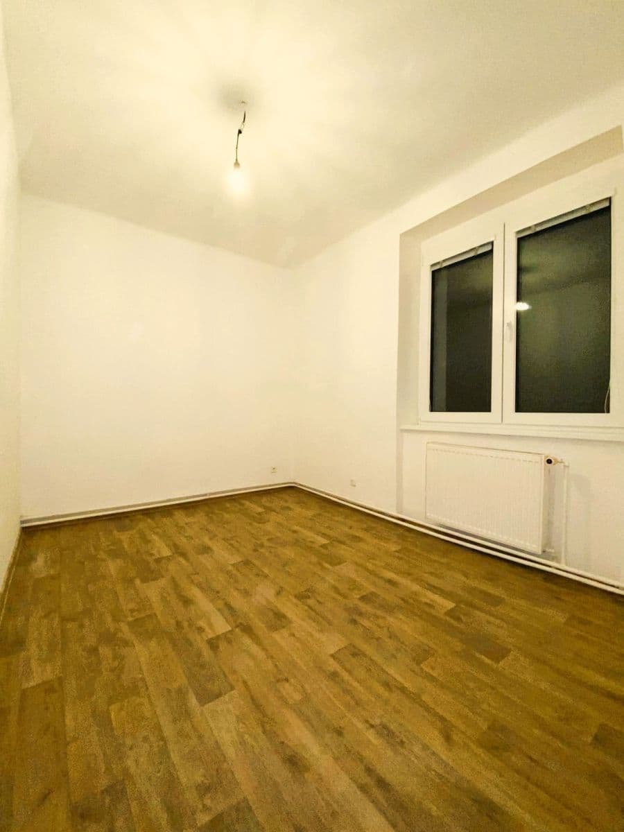 Prodej bytu 3+1 72 m², Kozlerova, Rokycany, Plzeňský kraj Prodej bytu 3+1 72 m², Kozlerova, Rokycany, Plzeňský kraj