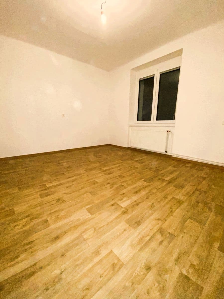 Prodej bytu 3+1 72 m², Kozlerova, Rokycany, Plzeňský kraj Prodej bytu 3+1 72 m², Kozlerova, Rokycany, Plzeňský kraj