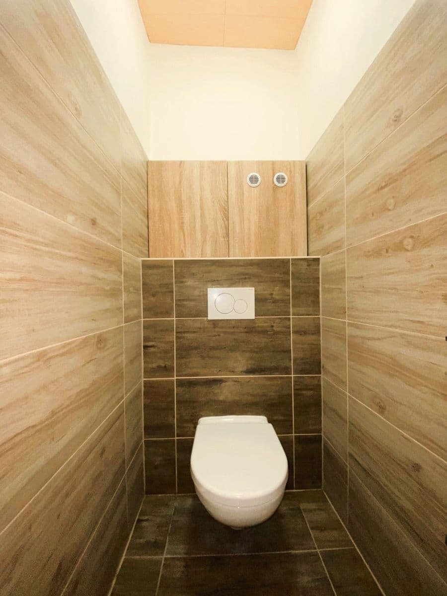 Prodej bytu 3+1 72 m², Kozlerova, Rokycany, Plzeňský kraj Prodej bytu 3+1 72 m², Kozlerova, Rokycany, Plzeňský kraj