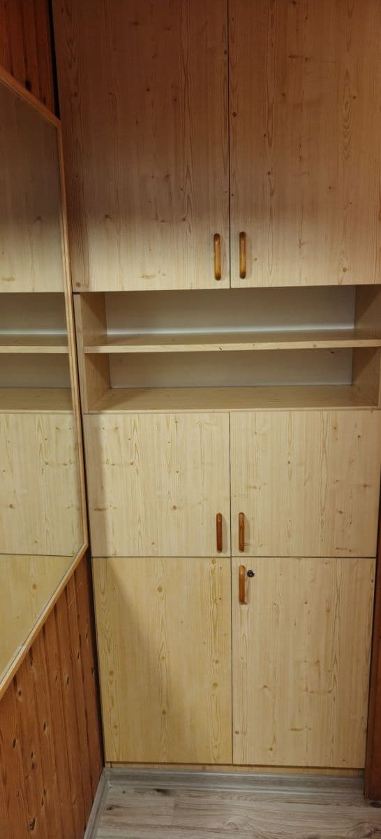 Pronájem bytu 2+1 50 m², Krymská, Karlovy Vary, Karlovarský kraj Pronájem bytu 2+1 50 m², Krymská, Karlovy Vary, Karlovarský kraj