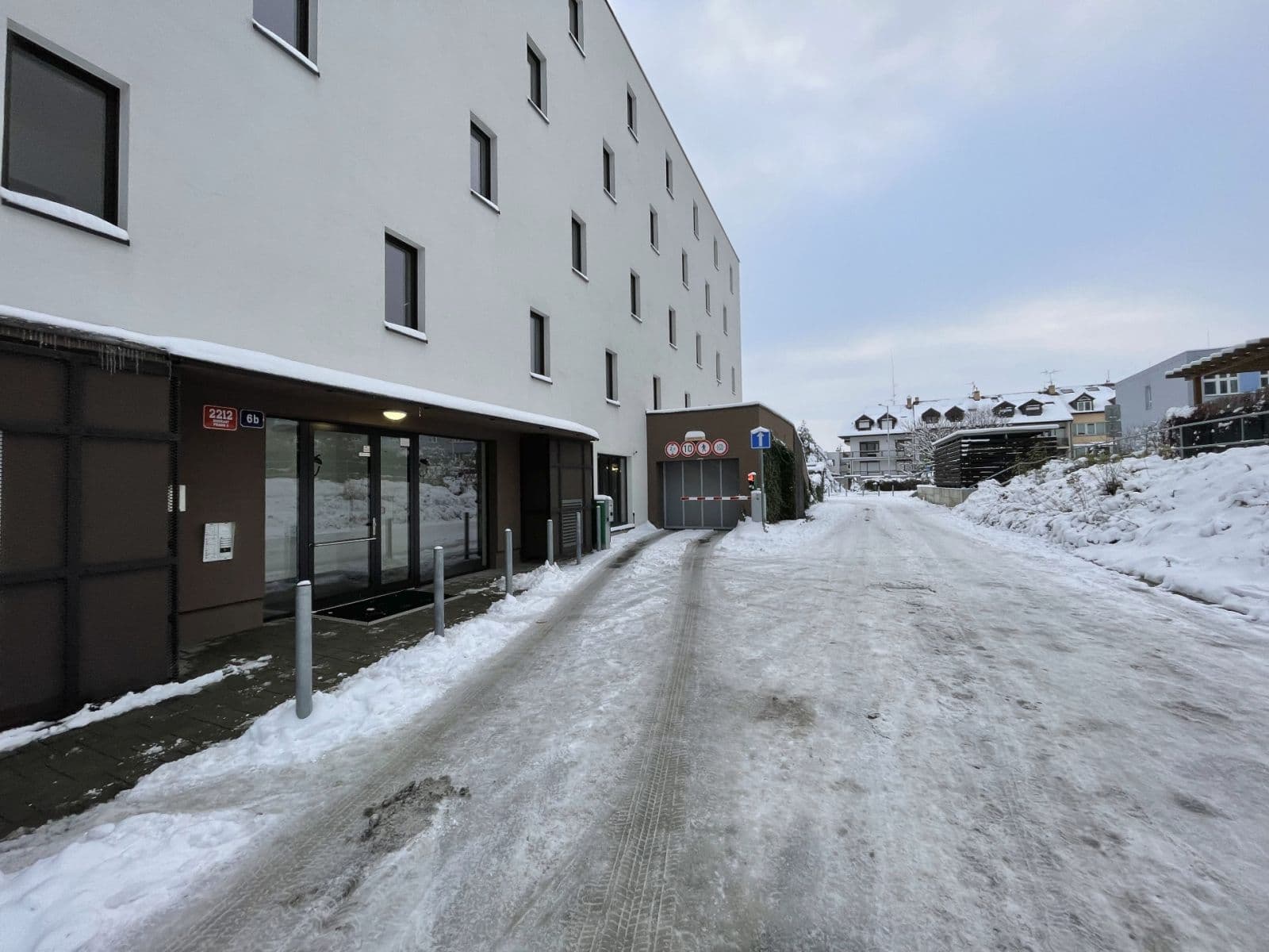 Pronájem garáže 25 m², Soukalova, Praha, Praha Pronájem garáže 25 m², Soukalova, Praha, Praha