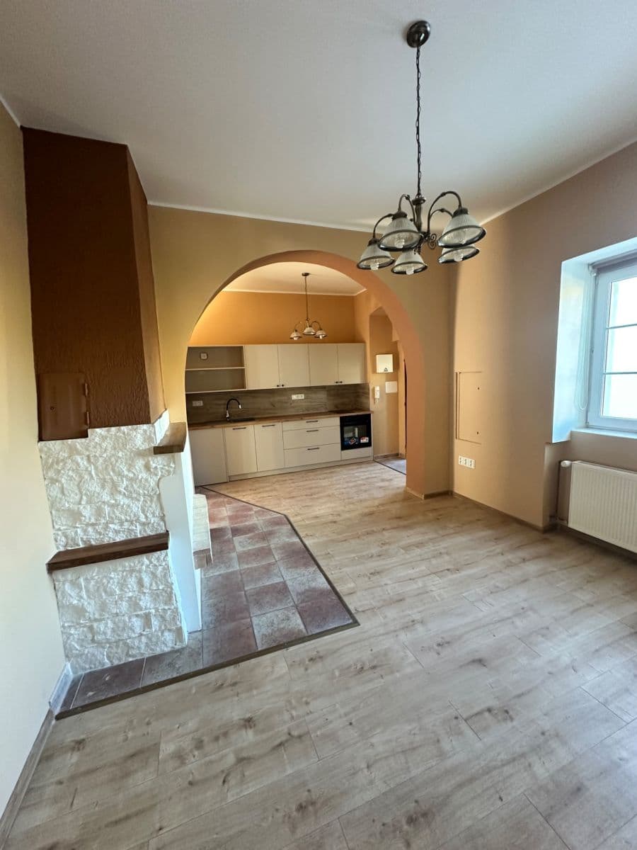 Pronájem bytu 3+kk 80 m², Dr. Steinera, Kladno, Středočeský kraj Pronájem bytu 3+kk 80 m², Dr. Steinera, Kladno, Středočeský kraj