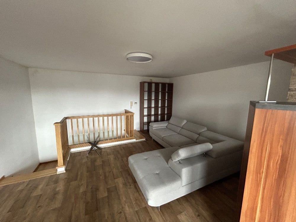 Pronájem bytu 3+kk 94 m², Klicperova, Olomouc, Olomoucký kraj Pronájem bytu 3+kk 94 m², Klicperova, Olomouc, Olomoucký kraj