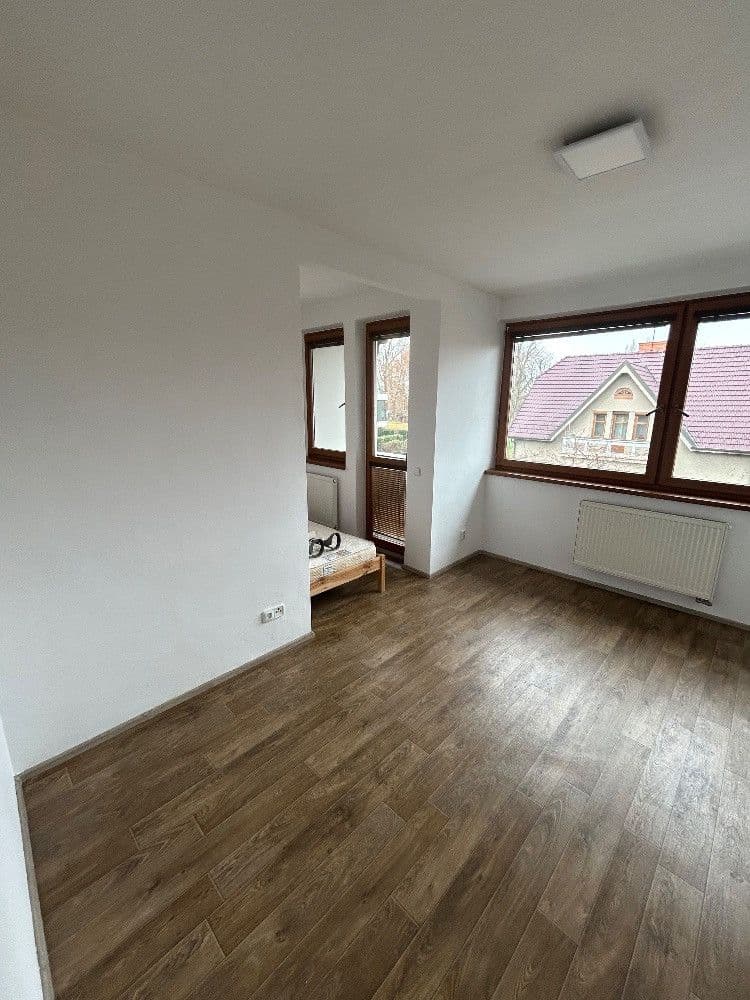 Pronájem bytu 3+kk 94 m², Klicperova, Olomouc, Olomoucký kraj Pronájem bytu 3+kk 94 m², Klicperova, Olomouc, Olomoucký kraj