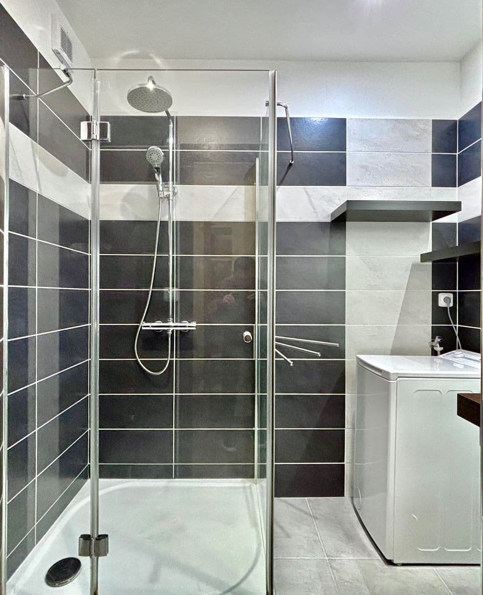 Prodej bytu 3+kk 63 m², Československé armády, Skuteč, Pardubický kraj Prodej bytu 3+kk 63 m², Československé armády, Skuteč, Pardubický kraj