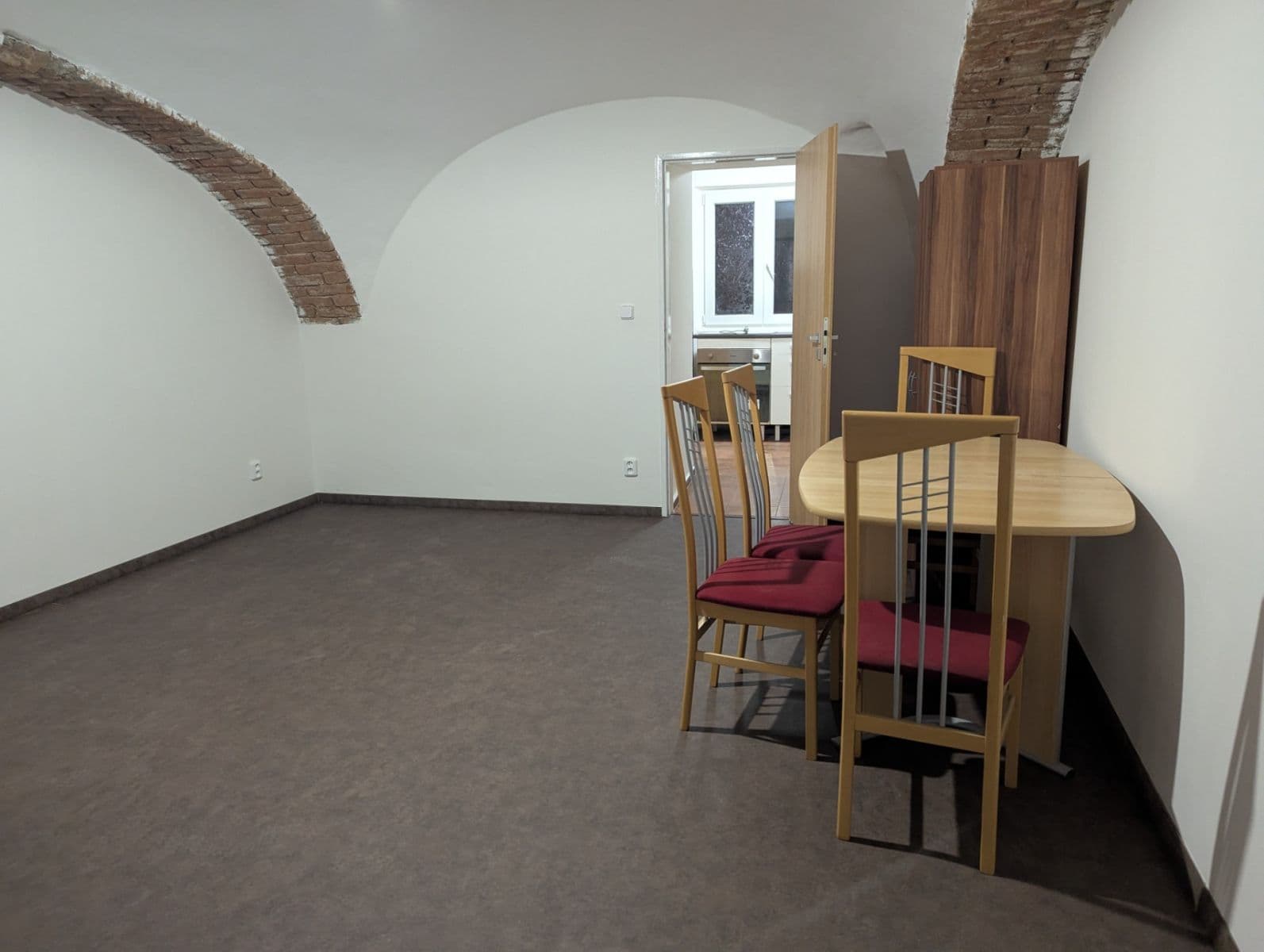 Pronájem bytu 1+1 33 m², Klimešova, Brno, Jihomoravský kraj Pronájem bytu 1+1 33 m², Klimešova, Brno, Jihomoravský kraj