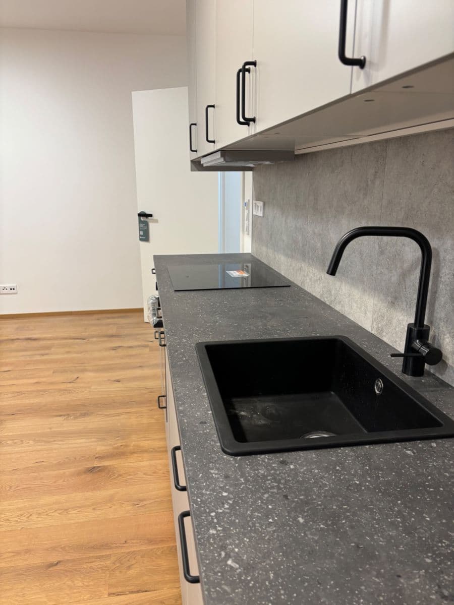 Pronájem bytu 1+kk 31 m², Starokošířská, Praha, Praha Pronájem bytu 1+kk 31 m², Starokošířská, Praha, Praha