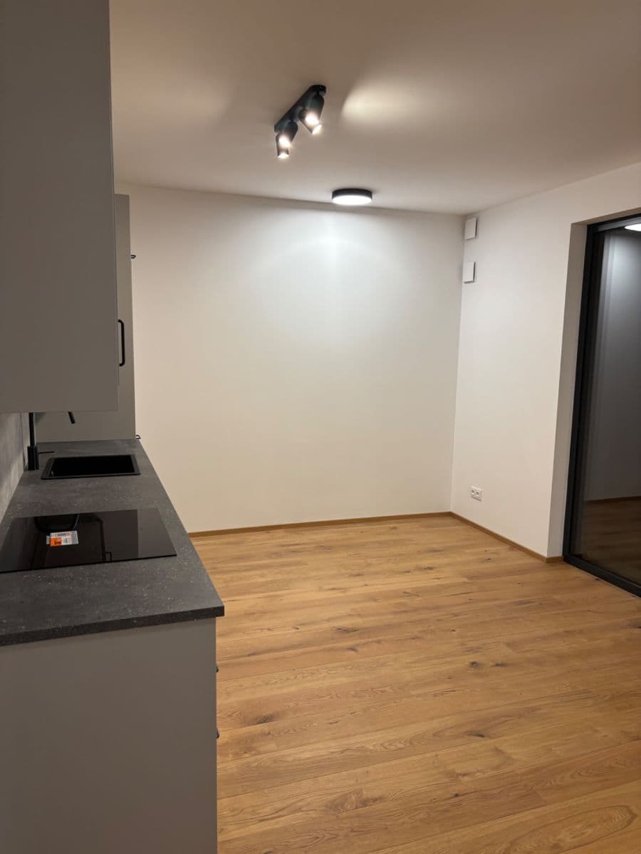 Pronájem bytu 1+kk 31 m², Starokošířská, Praha, Praha Pronájem bytu 1+kk 31 m², Starokošířská, Praha, Praha