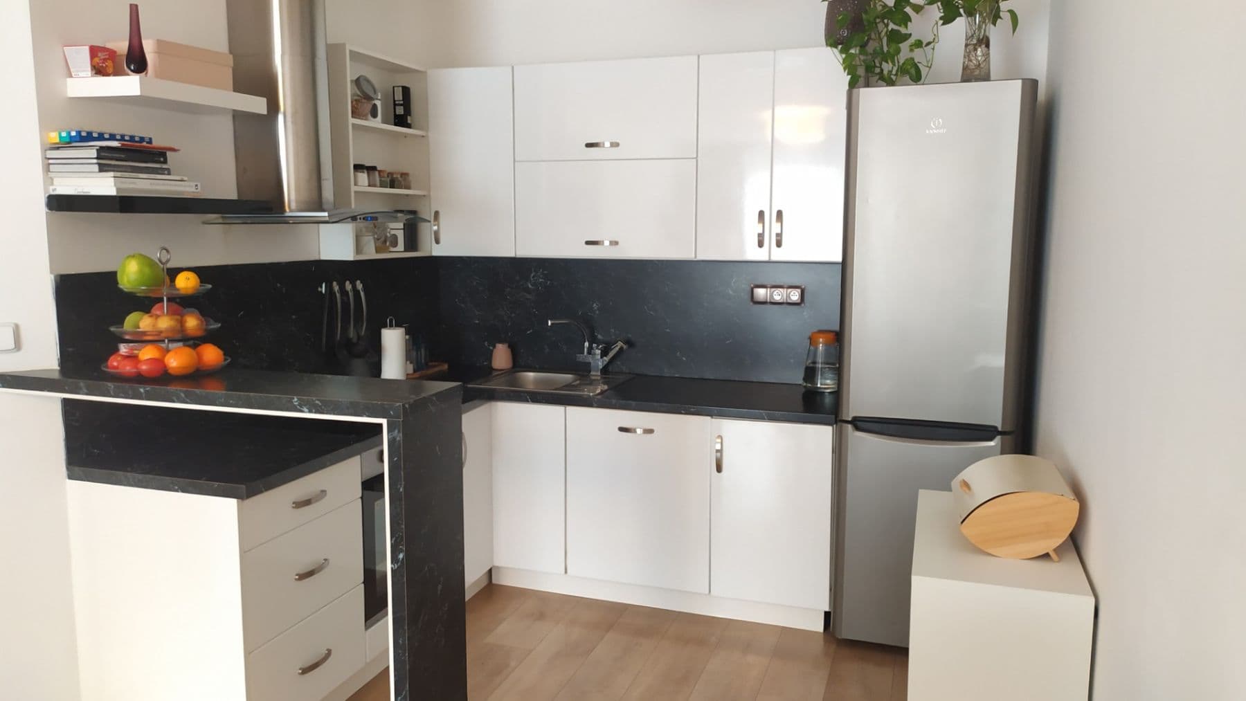 Pronájem bytu 2+kk 60 m², Na Břehu, Praha, Praha Pronájem bytu 2+kk 60 m², Na Břehu, Praha, Praha