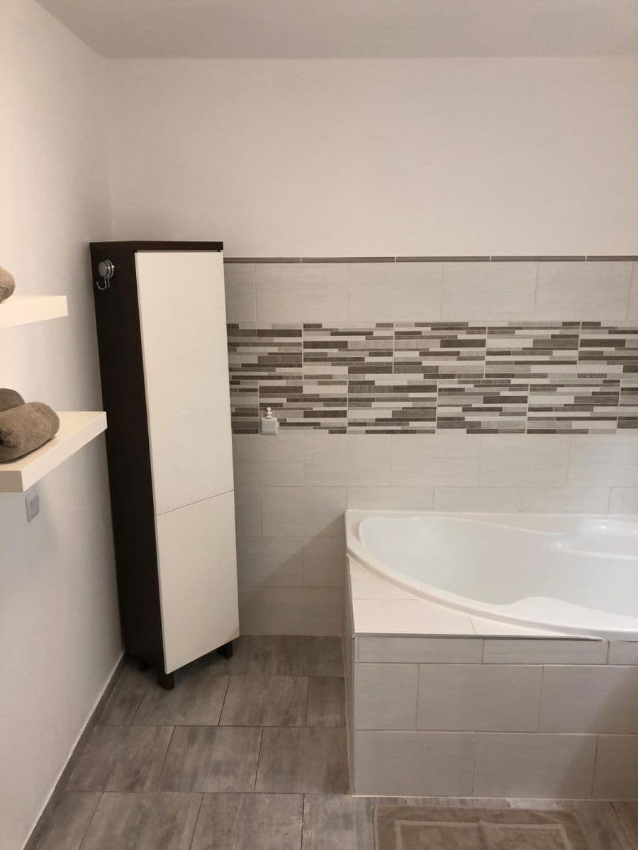 Prodej bytu 3+1 78 m², 17. listopadu, Mladá Boleslav, Středočeský kraj Prodej bytu 3+1 78 m², 17. listopadu, Mladá Boleslav, Středočeský kraj