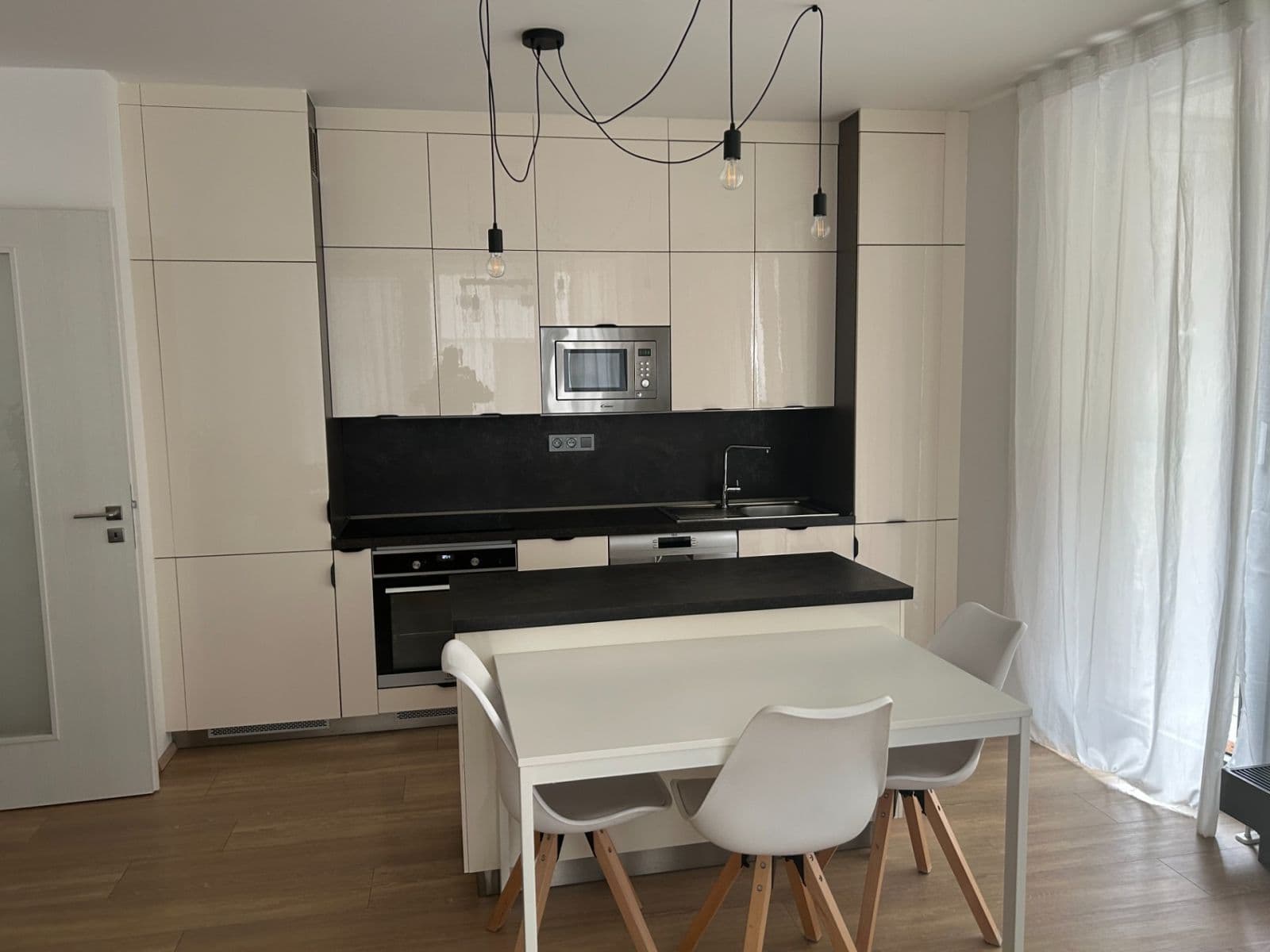 Prodej bytu 3+kk 95 m², Hlaváčkova, Praha, Praha Prodej bytu 3+kk 95 m², Hlaváčkova, Praha, Praha