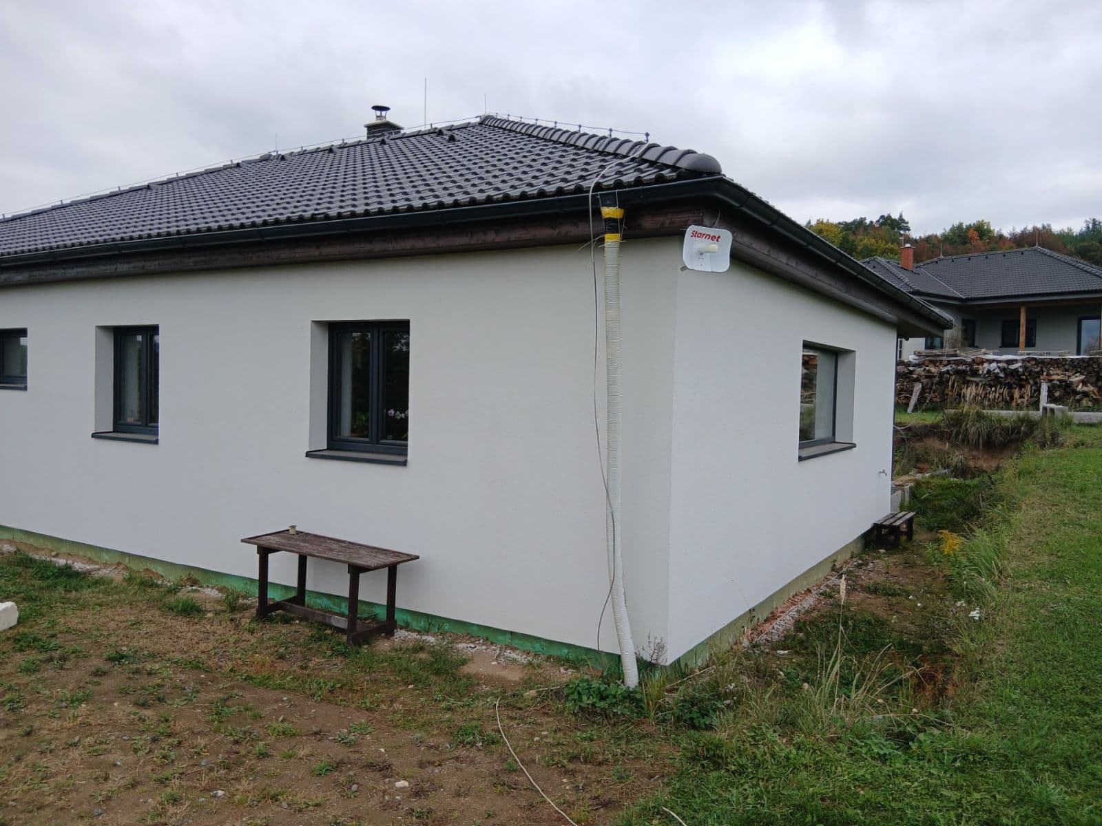 Prodej domu 160 m², pozemek 1.164 m², Chabeřice, Středočeský kraj Prodej domu 160 m², pozemek 1.164 m², Chabeřice, Středočeský kraj