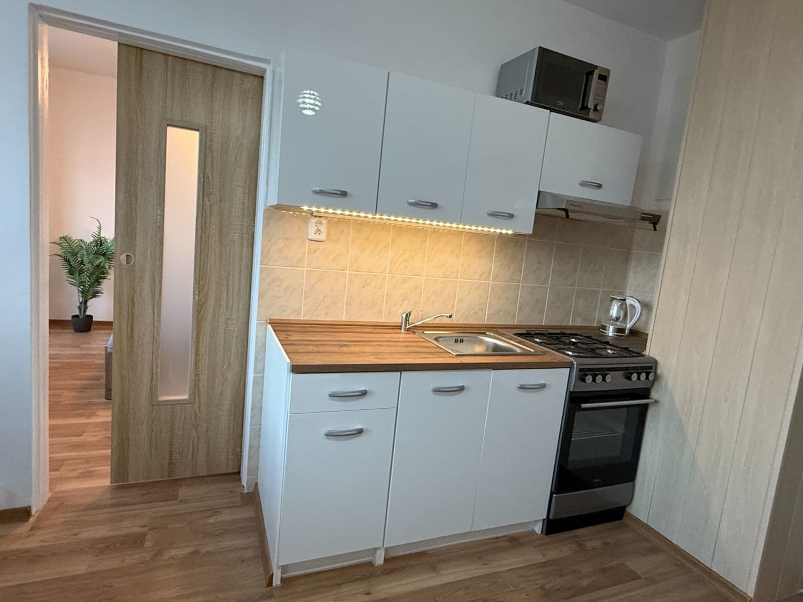 Pronájem bytu 2+kk 43 m², Heyrovského, Plzeň, Plzeňský kraj Pronájem bytu 2+kk 43 m², Heyrovského, Plzeň, Plzeňský kraj