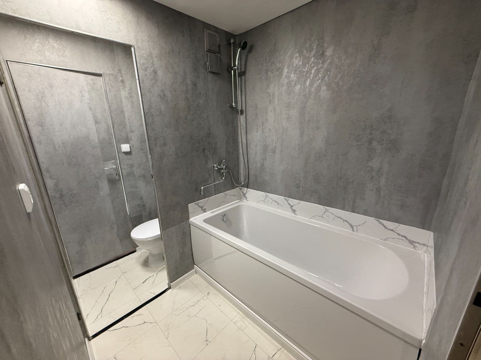 Pronájem bytu 2+kk 43 m², Heyrovského, Plzeň, Plzeňský kraj Pronájem bytu 2+kk 43 m², Heyrovského, Plzeň, Plzeňský kraj