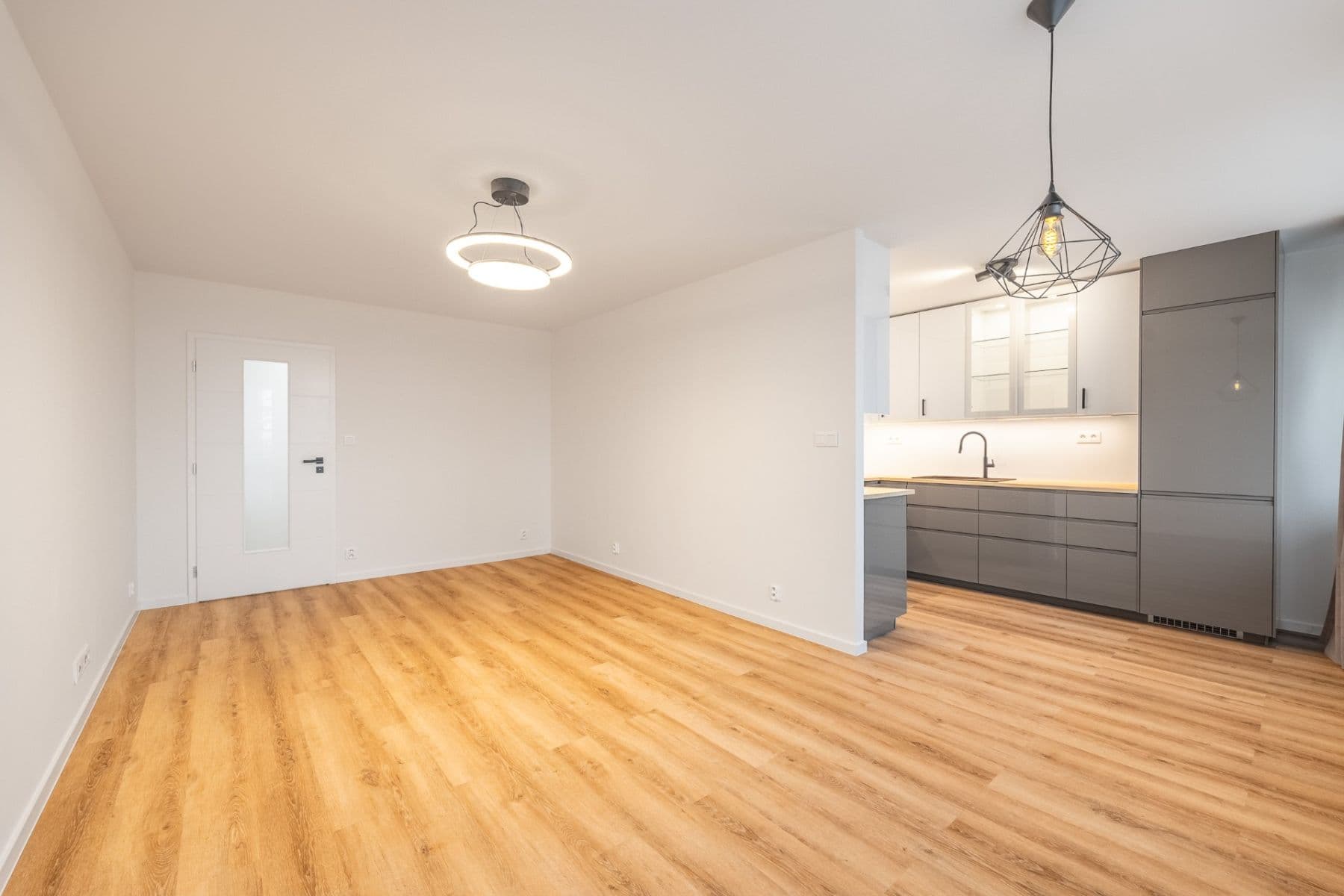 Prodej bytu 3+1 77 m², Prosecká, Praha, Praha Prodej bytu 3+1 77 m², Prosecká, Praha, Praha