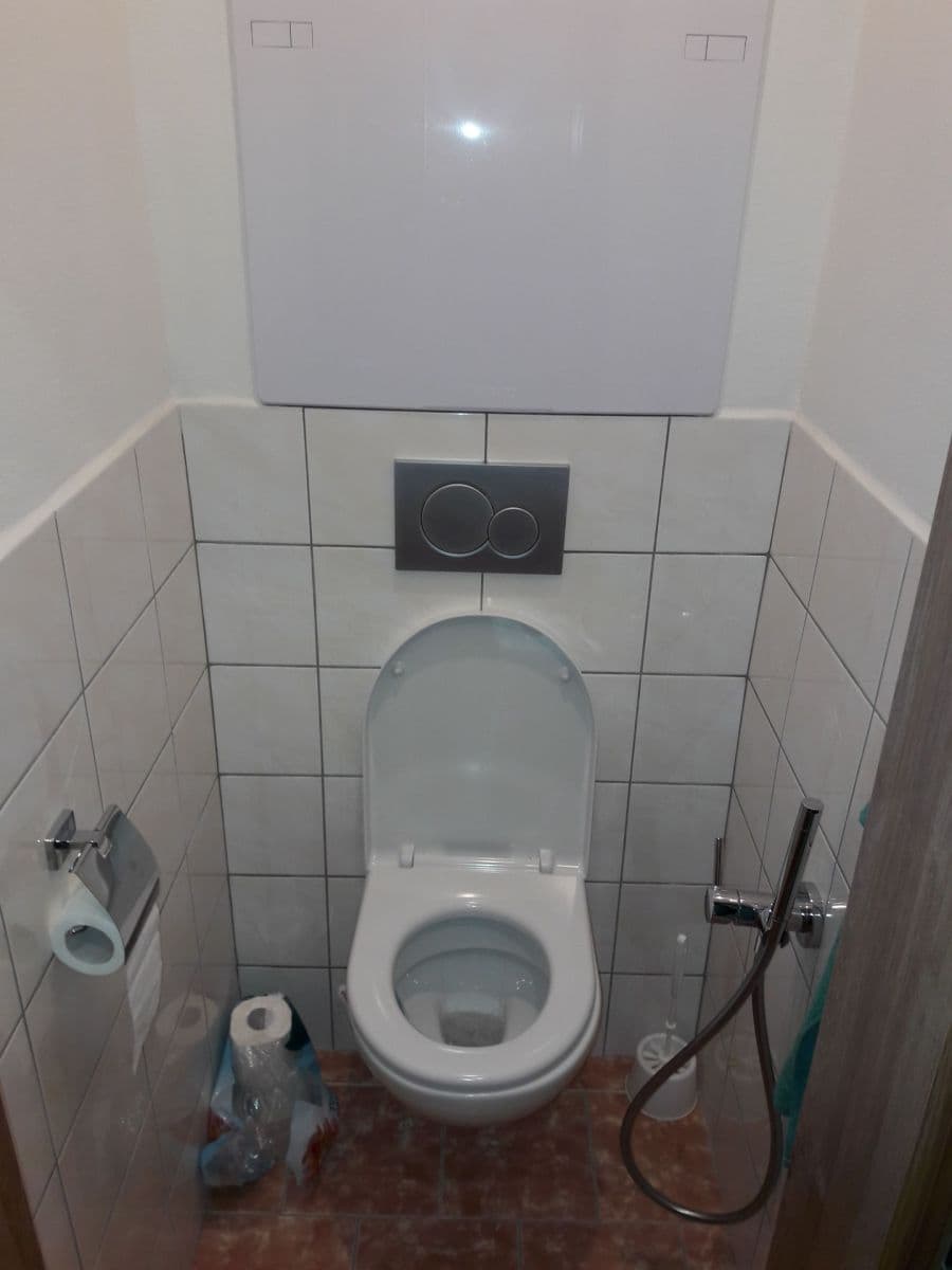 Pronájem bytu 2+1 50 m², Mochovská, Praha, Praha Pronájem bytu 2+1 50 m², Mochovská, Praha, Praha