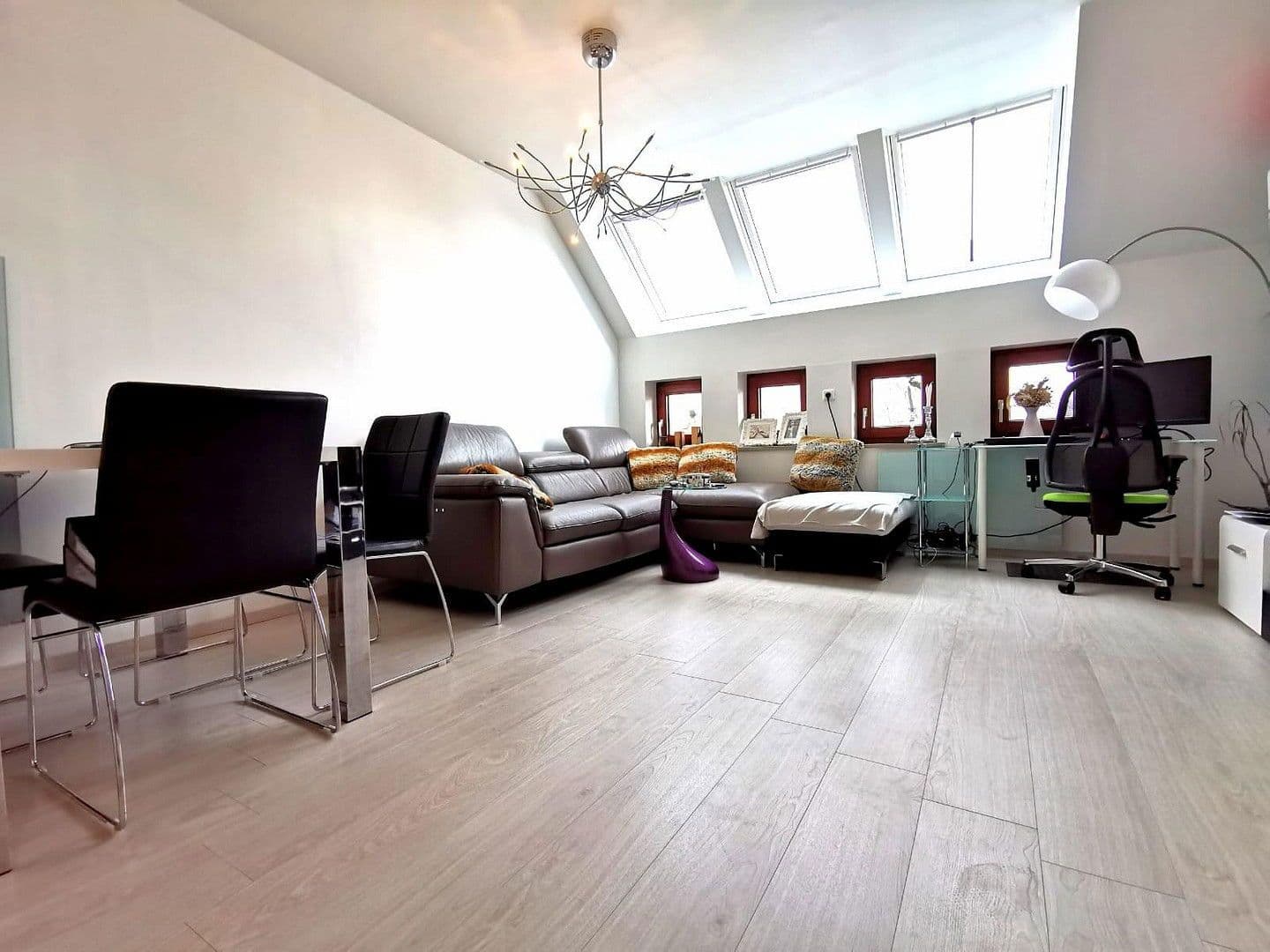 Prodej bytu 2+1 62 m², Ulmer Strasse 74, Augsburg, Bavorsko Prodej bytu 2+1 62 m², Ulmer Strasse 74, Augsburg, Bavorsko