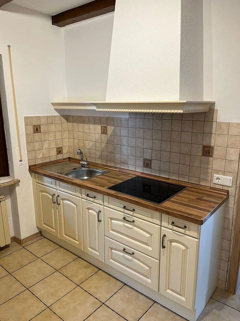 Pronájem bytu 4+1 123 m², Ansbach, Bavorsko Pronájem bytu 4+1 123 m², Ansbach, Bavorsko