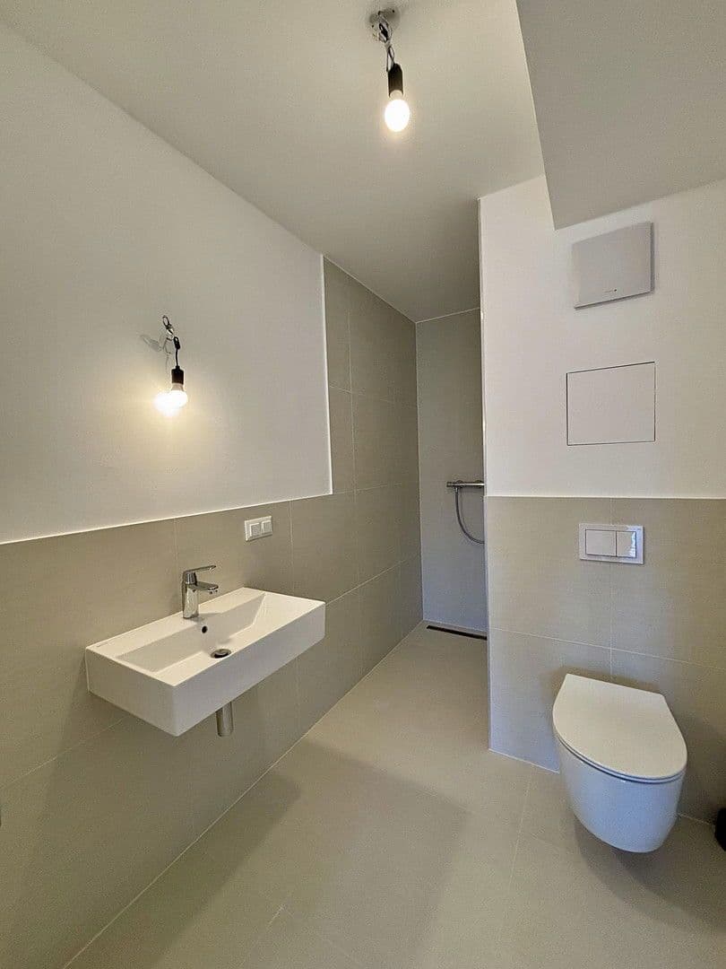 Pronájem bytu 1+1 32 m², Feldkellergasse 16, Wien, Wien Pronájem bytu 1+1 32 m², Feldkellergasse 16, Wien, Wien