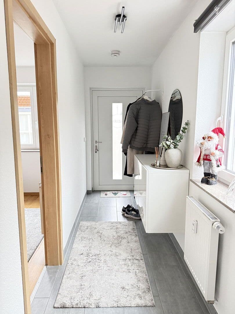 Pronájem bytu 3+1 65 m², Landstraße 61, Hemsbach, Bádensko-Württembersko Pronájem bytu 3+1 65 m², Landstraße 61, Hemsbach, Bádensko-Württembersko