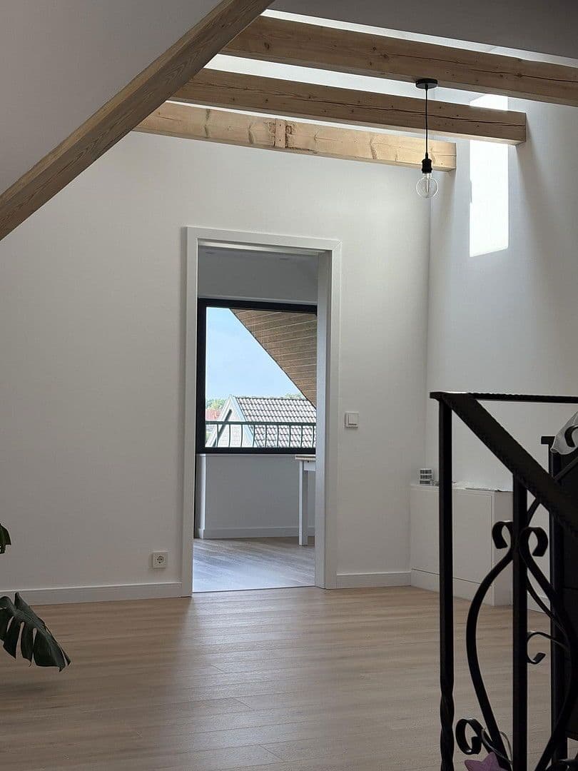 Prodej domu 202 m², pozemek 969 m², Garbsen, Dolní Sasko Prodej domu 202 m², pozemek 969 m², Garbsen, Dolní Sasko