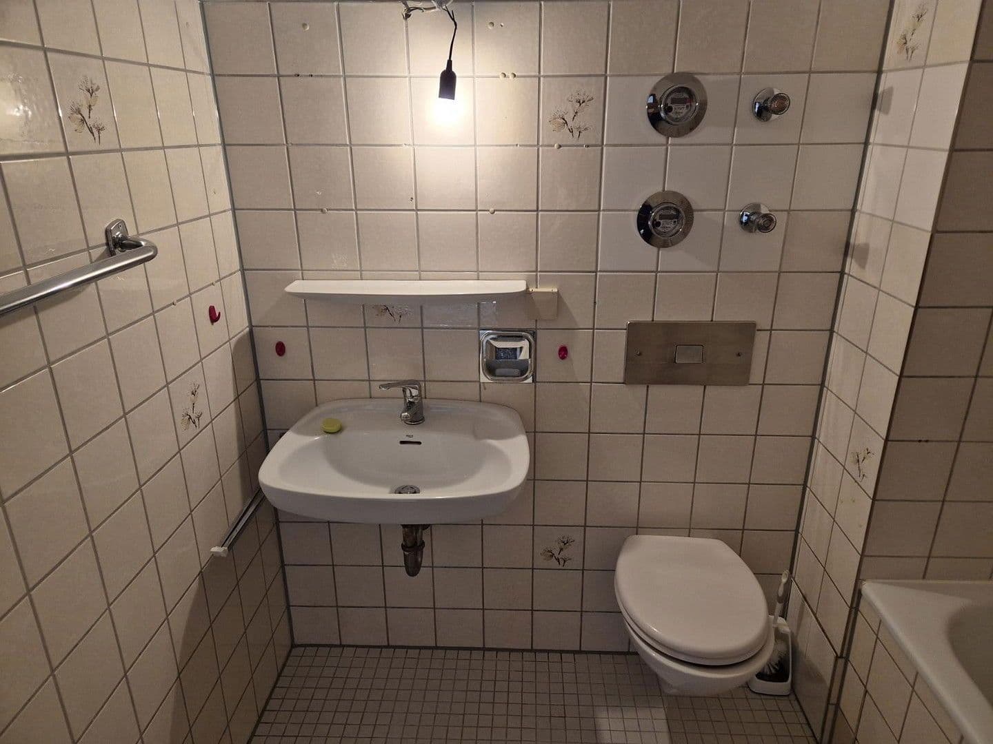 Prodej bytu 2+kk 68 m², Große Heerstraße 22, Pfullingen, Bádensko-Württembersko Prodej bytu 2+kk 68 m², Große Heerstraße 22, Pfullingen, Bádensko-Württembersko