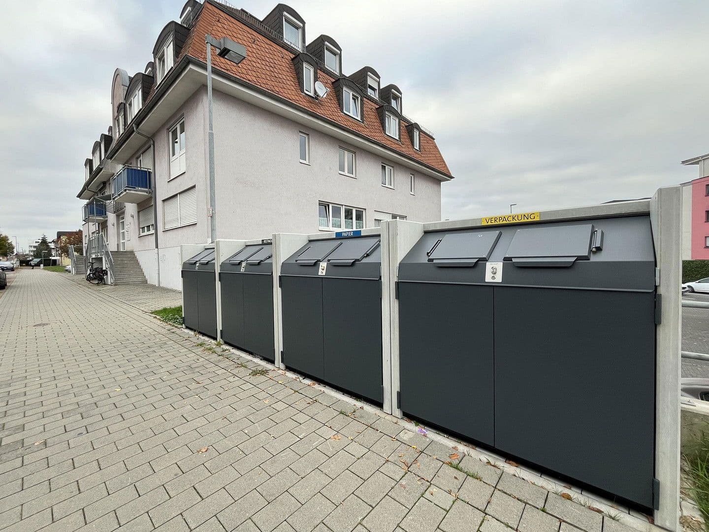 Prodej bytu 3+1 91 m², Bad Vilbel, Hessen Prodej bytu 3+1 91 m², Bad Vilbel, Hessen