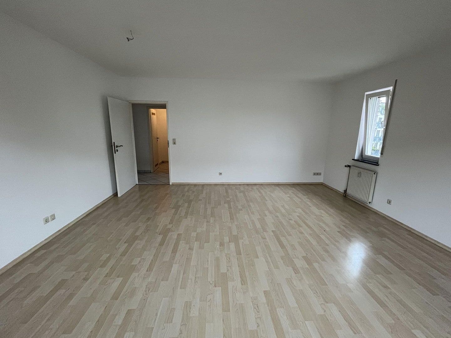 Prodej bytu 3+1 91 m², Bad Vilbel, Hessen Prodej bytu 3+1 91 m², Bad Vilbel, Hessen