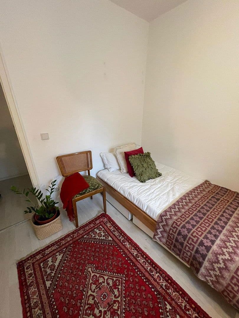 Pronájem bytu 3+1 65 m², Richard-Strauss-Str.000000, München, Bavorsko Pronájem bytu 3+1 65 m², Richard-Strauss-Str.000000, München, Bavorsko