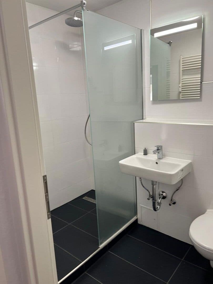 Pronájem bytu 3+1 79 m², Wörth am Rhein, Porýní-Falc Pronájem bytu 3+1 79 m², Wörth am Rhein, Porýní-Falc