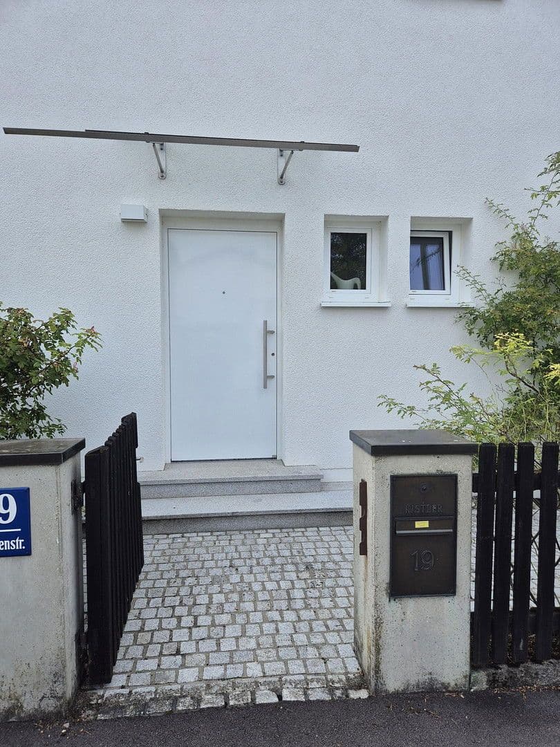 Prodej domu 146 m², pozemek 353 m², Neuried, Bavorsko Prodej domu 146 m², pozemek 353 m², Neuried, Bavorsko