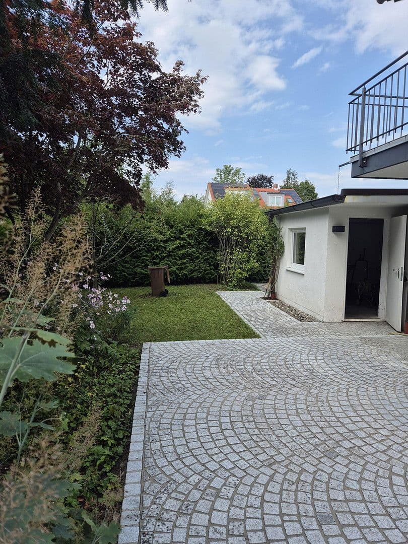 Prodej domu 146 m², pozemek 353 m², Neuried, Bavorsko Prodej domu 146 m², pozemek 353 m², Neuried, Bavorsko