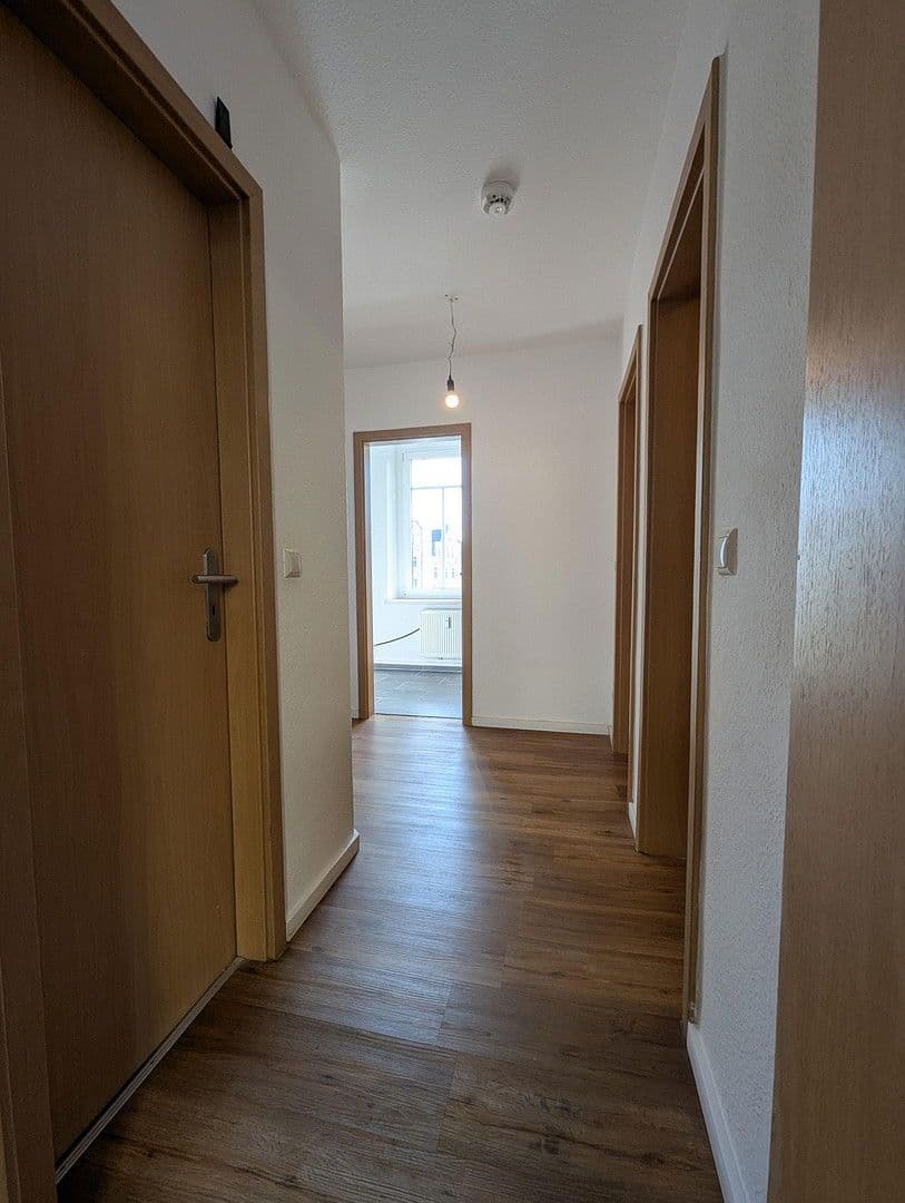 Pronájem bytu 2+1 46 m², Kellerberg 5, Limbach-Oberfrohna, Sasko Pronájem bytu 2+1 46 m², Kellerberg 5, Limbach-Oberfrohna, Sasko