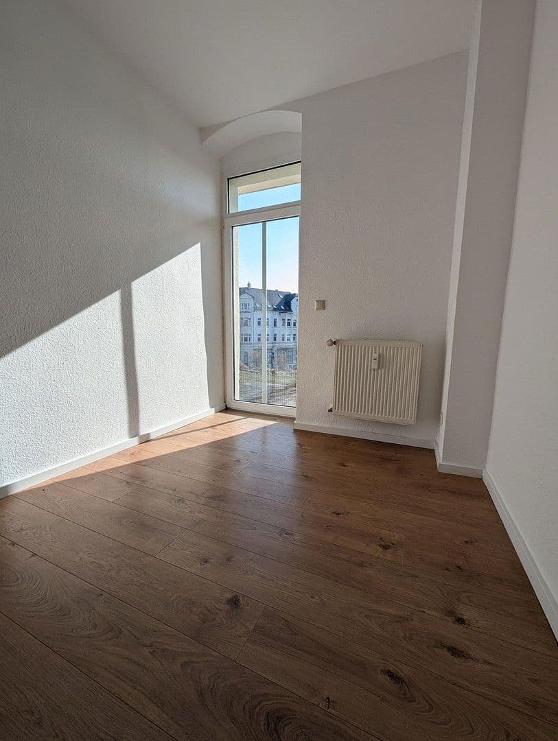 Pronájem bytu 2+1 46 m², Kellerberg 5, Limbach-Oberfrohna, Sasko Pronájem bytu 2+1 46 m², Kellerberg 5, Limbach-Oberfrohna, Sasko
