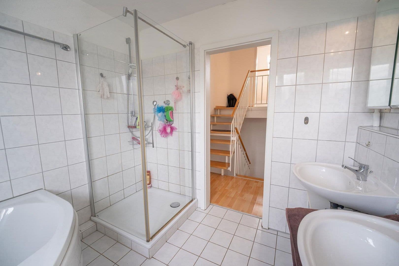 Prodej domu 123 m², pozemek 193 m², Baden-Baden, Bádensko-Württembersko Prodej domu 123 m², pozemek 193 m², Baden-Baden, Bádensko-Württembersko