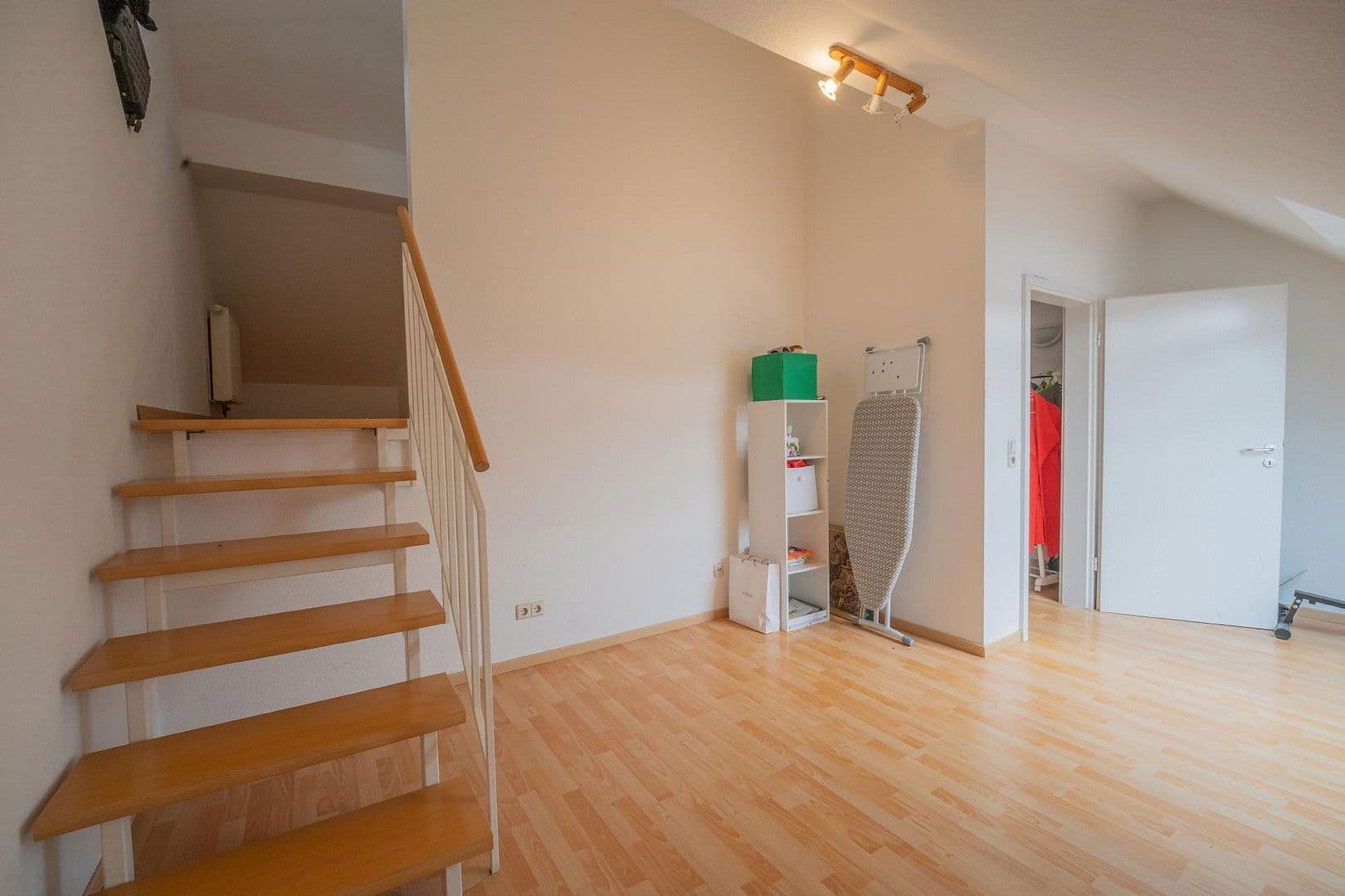 Prodej domu 123 m², pozemek 193 m², Baden-Baden, Bádensko-Württembersko Prodej domu 123 m², pozemek 193 m², Baden-Baden, Bádensko-Württembersko