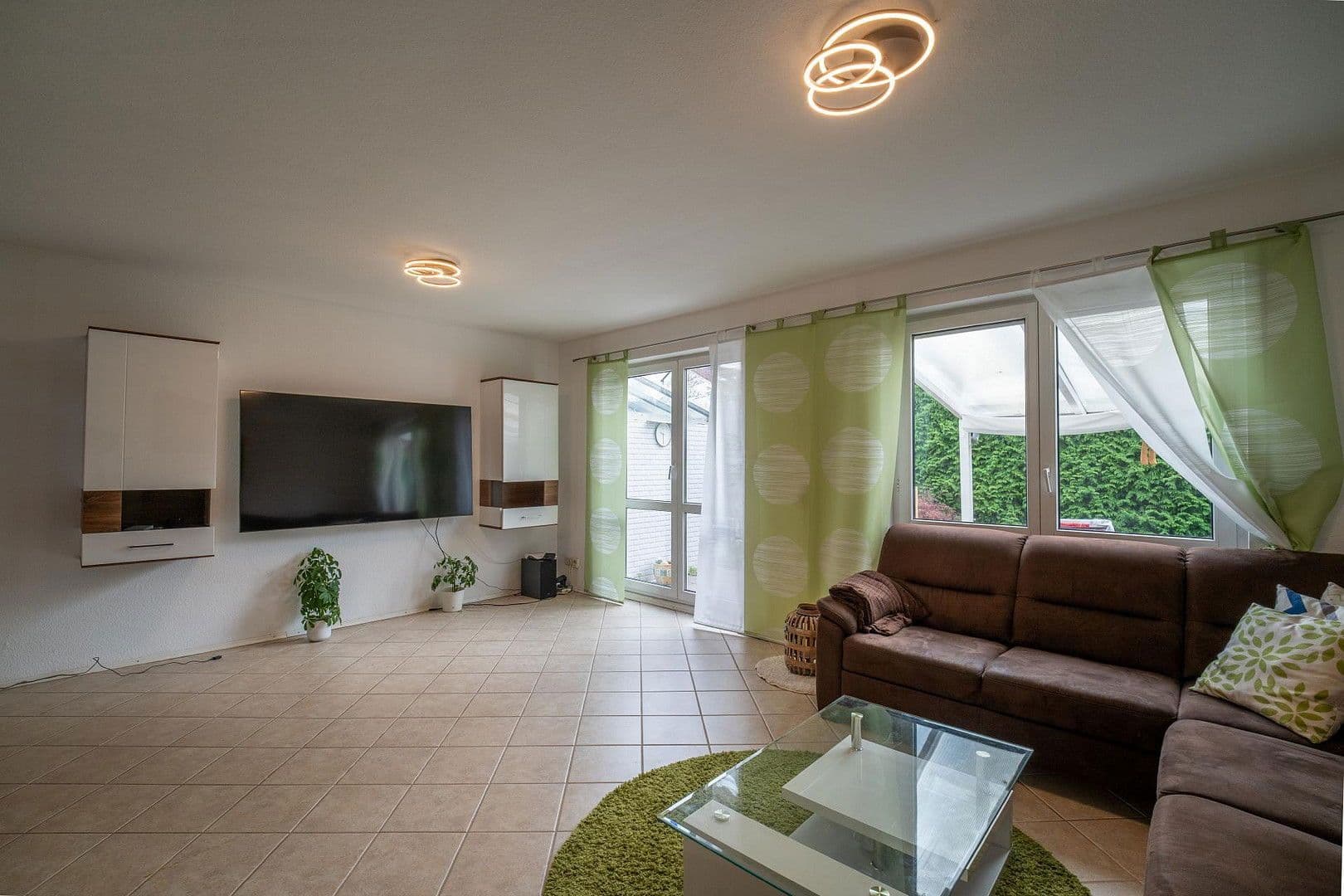 Prodej domu 123 m², pozemek 193 m², Baden-Baden, Bádensko-Württembersko Prodej domu 123 m², pozemek 193 m², Baden-Baden, Bádensko-Württembersko