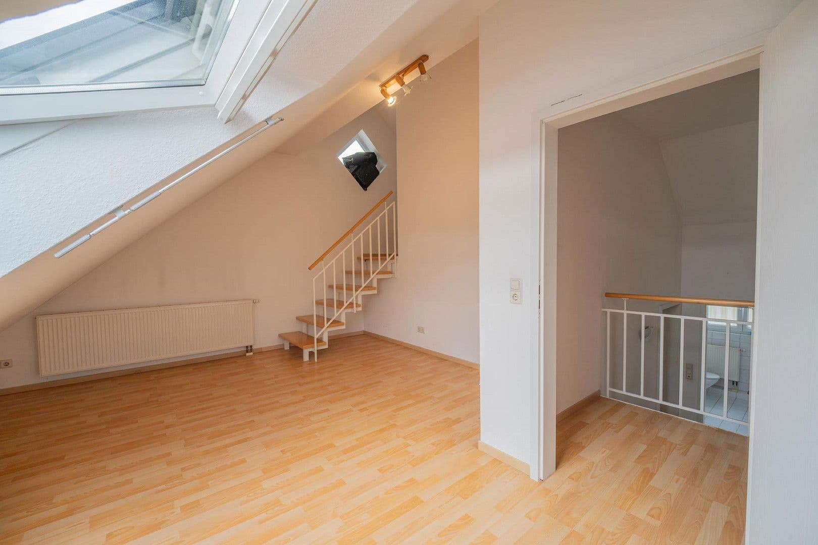Prodej domu 123 m², pozemek 193 m², Baden-Baden, Bádensko-Württembersko Prodej domu 123 m², pozemek 193 m², Baden-Baden, Bádensko-Württembersko