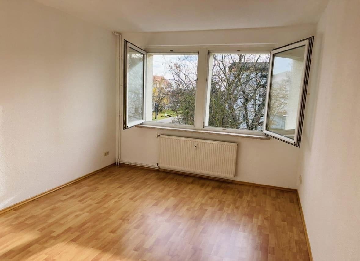 Pronájem bytu 4+1 75 m², Meziboř, Sasko-Anhaltsko Pronájem bytu 4+1 75 m², Meziboř, Sasko-Anhaltsko