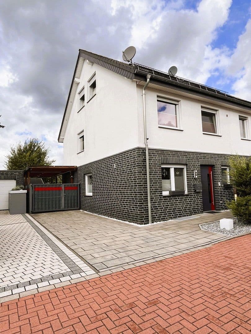 Prodej domu 139 m², pozemek 235 m², Henry-Dunant-Straße 19, Bottrop, Severní Porýní-Vestfálsko Prodej domu 139 m², pozemek 235 m², Henry-Dunant-Straße 19, Bottrop, Severní Porýní-Vestfálsko