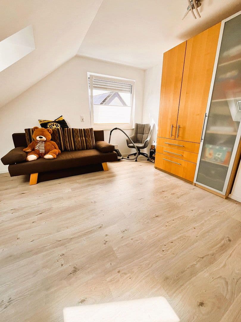 Prodej domu 139 m², pozemek 235 m², Henry-Dunant-Straße 19, Bottrop, Severní Porýní-Vestfálsko Prodej domu 139 m², pozemek 235 m², Henry-Dunant-Straße 19, Bottrop, Severní Porýní-Vestfálsko