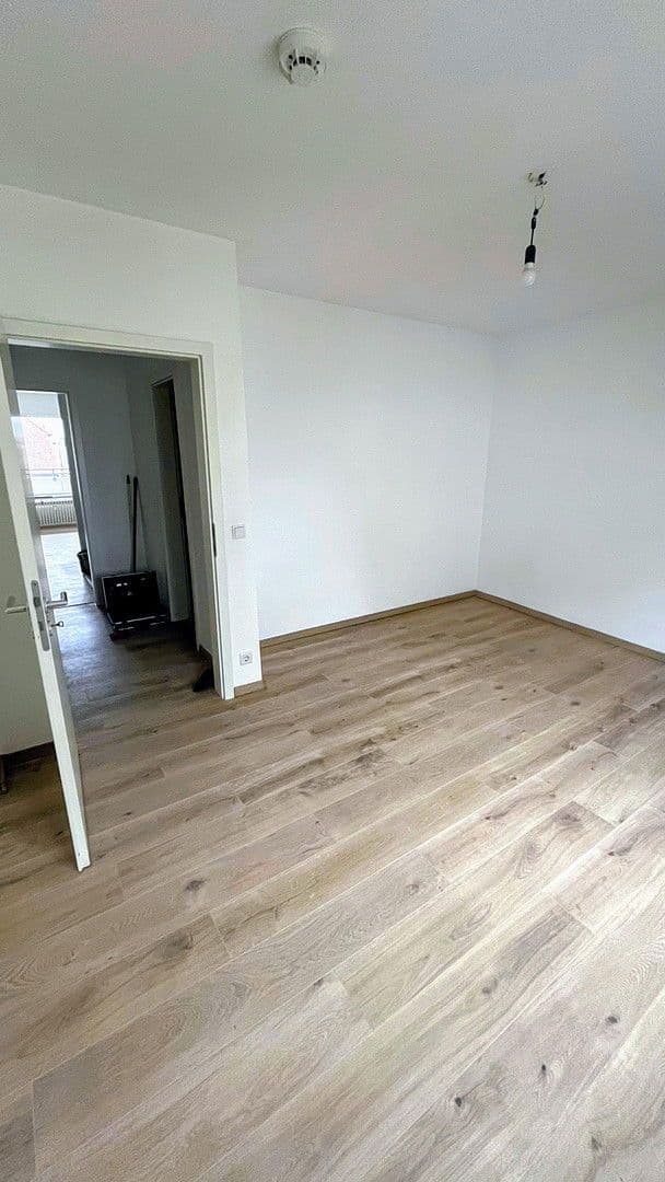 Prodej bytu 2+1 55 m², Frankfurer Straße 25, Flörsheim, Hessen Prodej bytu 2+1 55 m², Frankfurer Straße 25, Flörsheim, Hessen
