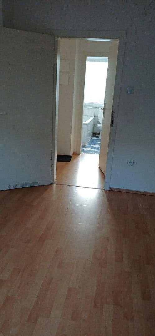 Pronájem bytu 3+1 66 m², Brüderstraße 26, Lüdenscheid, Severní Porýní-Vestfálsko Pronájem bytu 3+1 66 m², Brüderstraße 26, Lüdenscheid, Severní Porýní-Vestfálsko