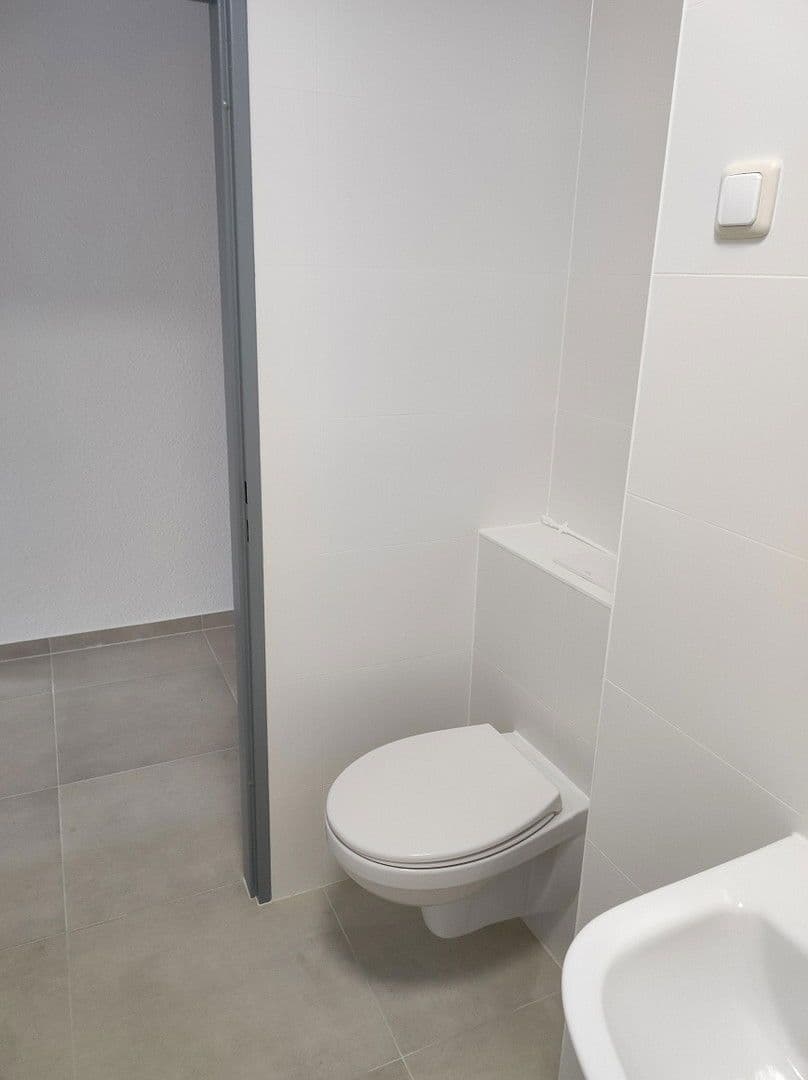 Prodej bytu 2+1 56 m², Friedrich-Ebert-Straße 32, Hattersheim am Main, Hessen Prodej bytu 2+1 56 m², Friedrich-Ebert-Straße 32, Hattersheim am Main, Hessen