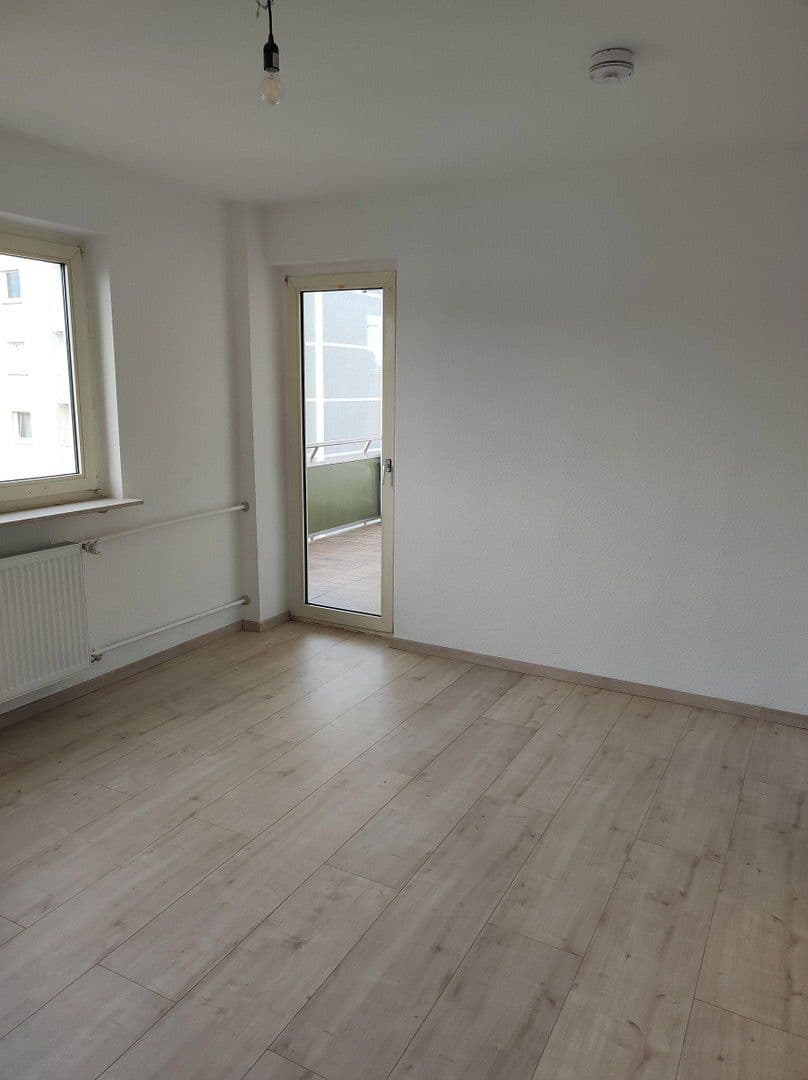 Prodej bytu 2+1 56 m², Friedrich-Ebert-Straße 32, Hattersheim am Main, Hessen Prodej bytu 2+1 56 m², Friedrich-Ebert-Straße 32, Hattersheim am Main, Hessen