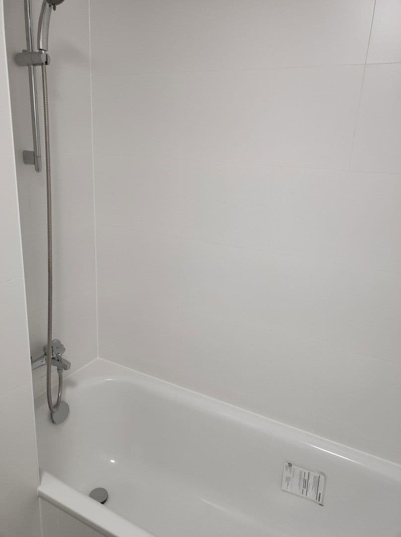 Prodej bytu 2+1 56 m², Friedrich-Ebert-Straße 32, Hattersheim am Main, Hessen Prodej bytu 2+1 56 m², Friedrich-Ebert-Straße 32, Hattersheim am Main, Hessen