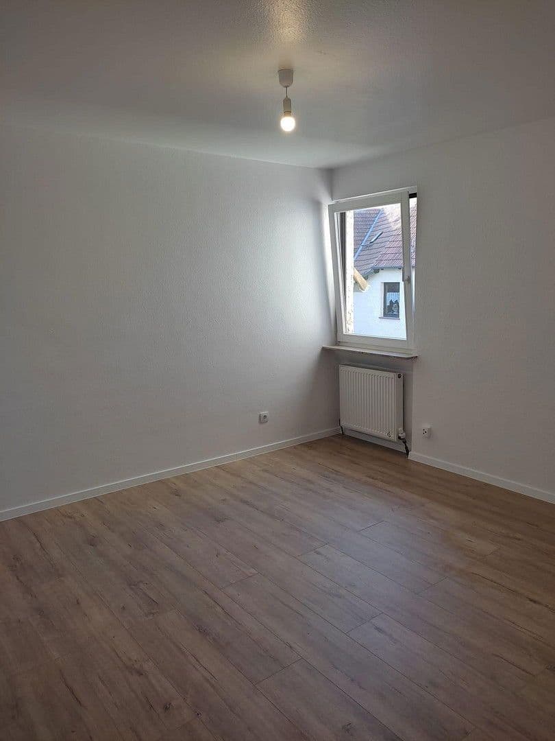 Prodej bytu 4+1 107 m², Nidderau, Hessen Prodej bytu 4+1 107 m², Nidderau, Hessen