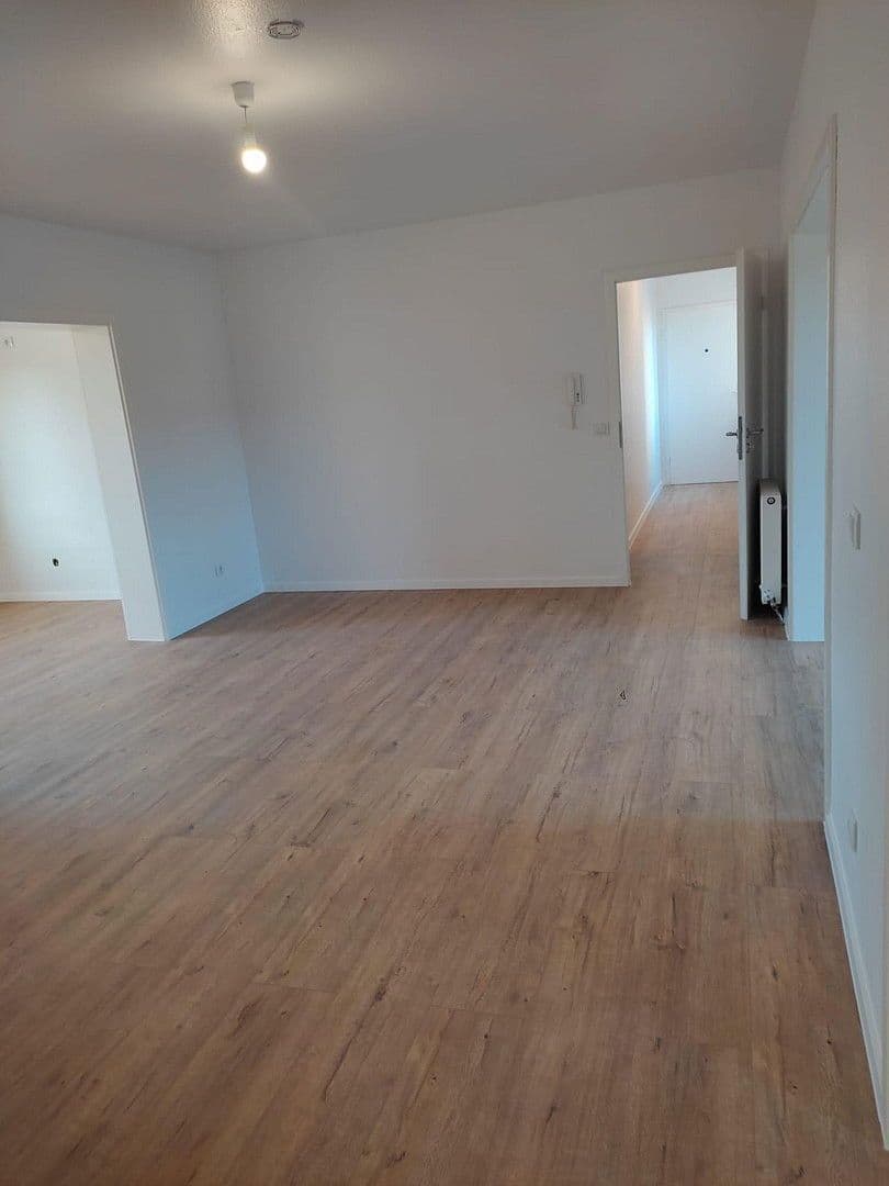 Prodej bytu 4+1 107 m², Nidderau, Hessen Prodej bytu 4+1 107 m², Nidderau, Hessen