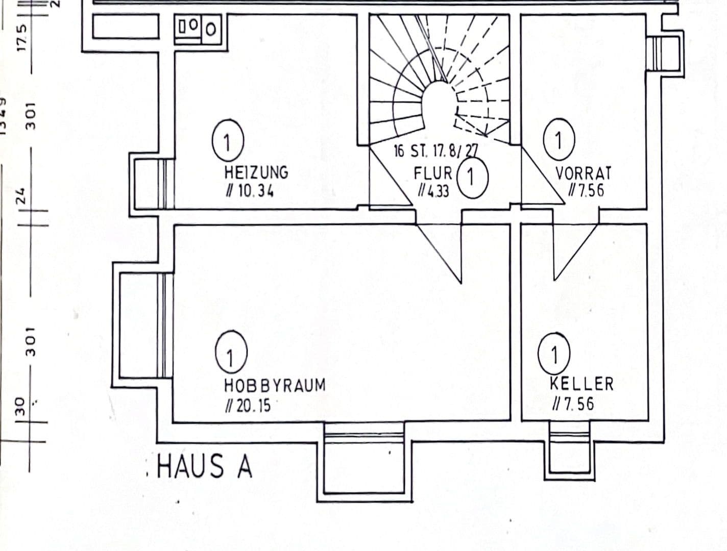 Pronájem domu 130 m², pozemek 359 m², München, Bavorsko Pronájem domu 130 m², pozemek 359 m², München, Bavorsko