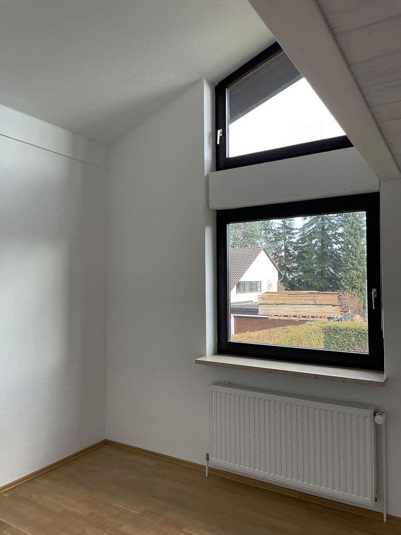 Pronájem domu 130 m², pozemek 359 m², München, Bavorsko Pronájem domu 130 m², pozemek 359 m², München, Bavorsko